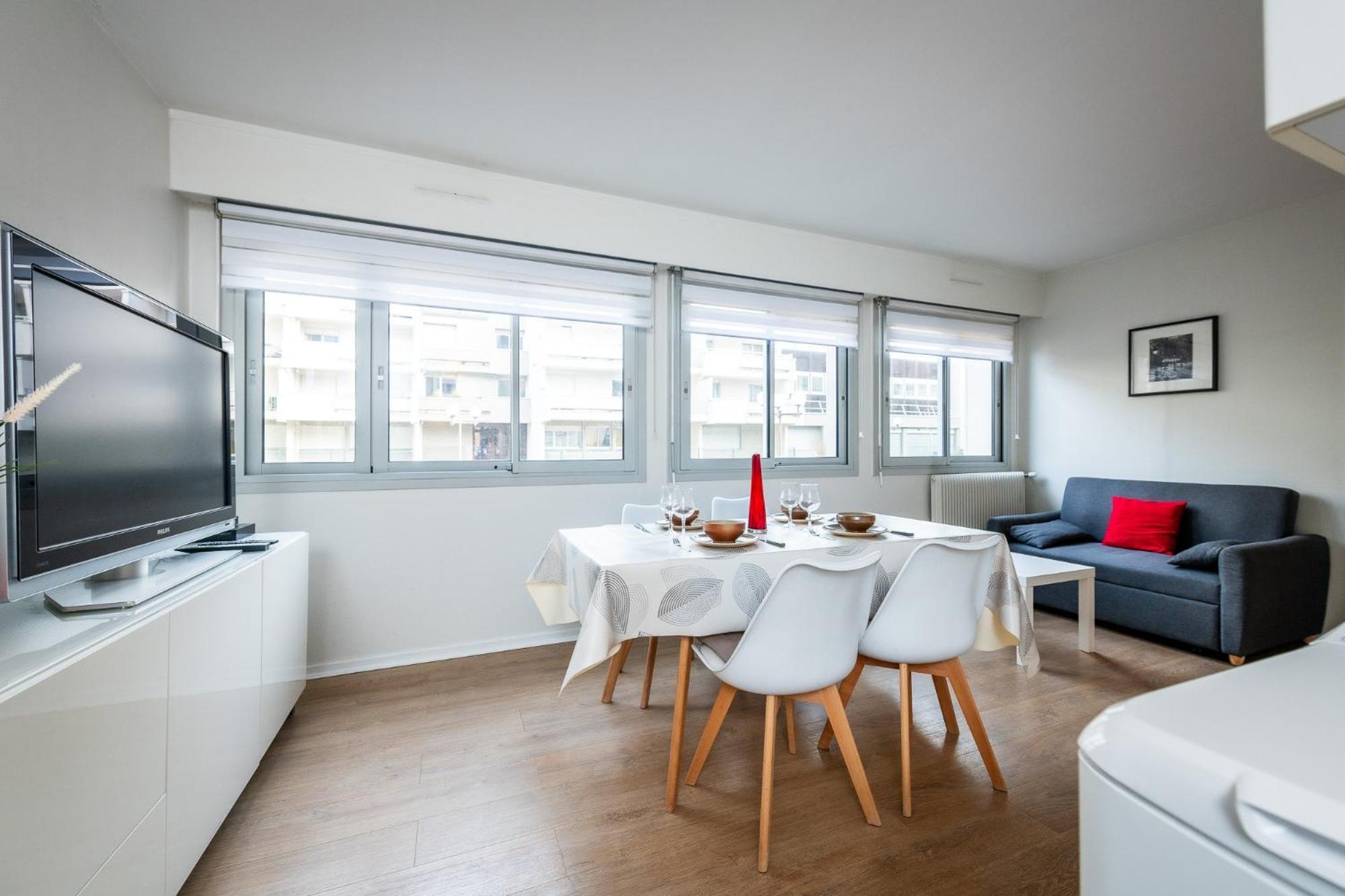 Aux Jardins De L'Hotel De Ville - Appartement Hypercentre Avec Parking Prive Rouen Bagian luar foto